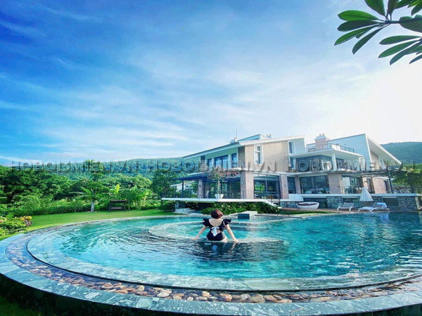 Mẫu Thiết Kế Bể Bơi Sân Vườn